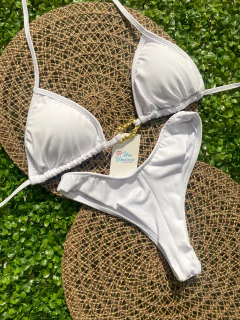 Biquíni cortininha detalhe no busto - Branco - comprar online