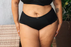 Calcinha Luana | microfibra lateral reforçada na internet