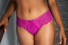 Calcinha Milena na internet