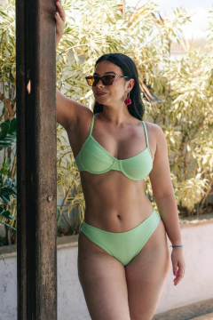 CALCINHA ASA DELTA LARGA VERDE LIMA na internet