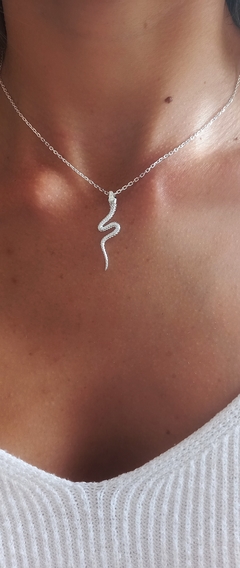 COLLAR AMAZONAS. - comprar online