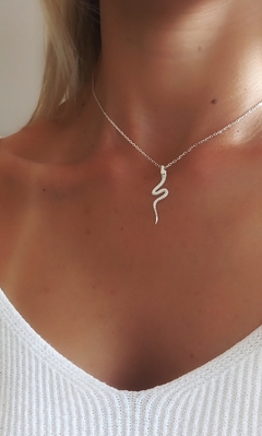 COLLAR AMAZONAS.