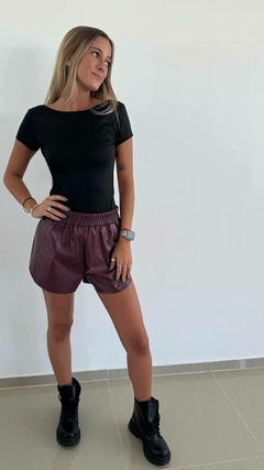 SHORT CUERINA BASICO - tienda online