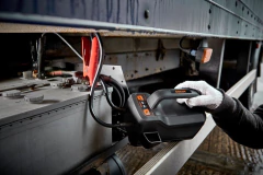 Arrancador de bateria 12V - 1,500 amperios de arranque Mod. 700