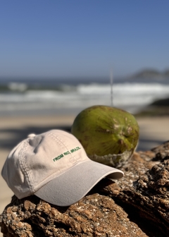 Boné FROM RIO, BRAZIL bege - comprar online
