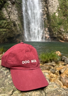 Boné DOG MOM marsala
