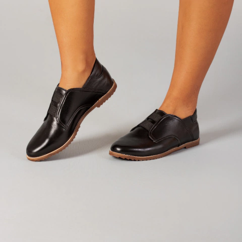 Tênis Cecília em Couro Preto - comprar online