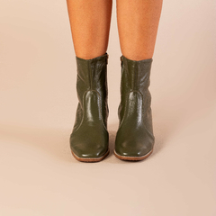 Bota Giovanna em couro Verde - comprar online