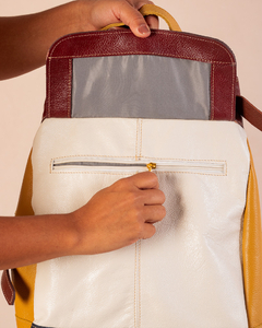 Imagem do Mochila Manu em couro Colorida