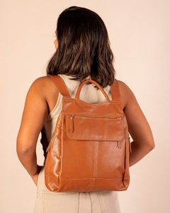 Mochila Manu em couro Caramelo - comprar online