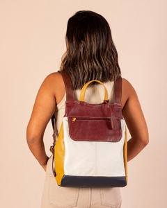 Mochila Manu em couro Colorida - comprar online