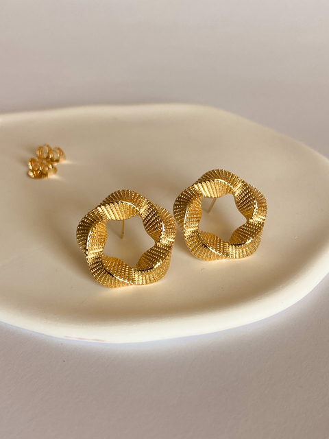 Brinco Isadora Banho Ouro 18K