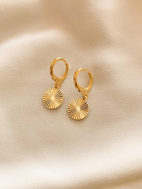 Argola Nina Banho Ouro 18K - comprar online