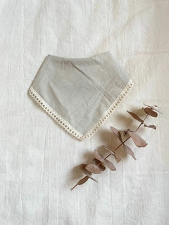 Babero Tusor Sandy - comprar online
