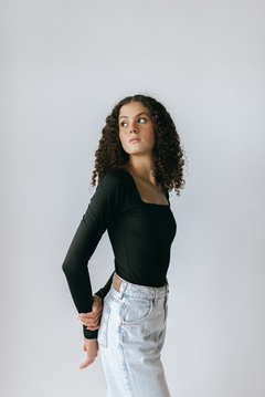 BLUSA LAYLA PRETA na internet