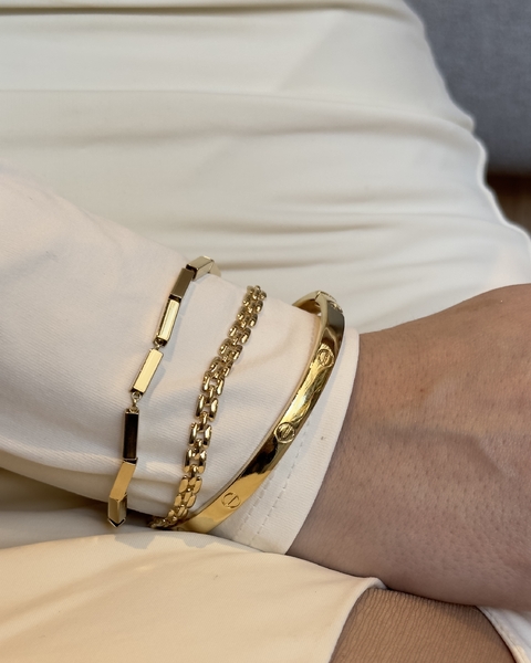 Bracelete fechado Cartier ouro