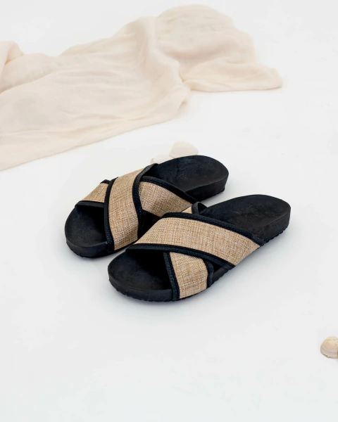 SANDALIA BORA RAFIA NEGRO - comprar online