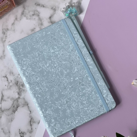 Libreta Rayado + Lapicera Corona Celeste Pastel