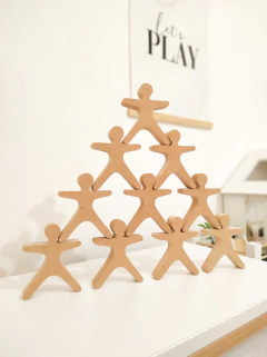 EQUILIBRISTAS - comprar online