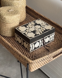 Caja de Té Alheli Negra - comprar online
