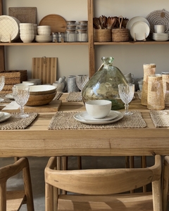 Mesa Comedor Azalea Petiribi en internet
