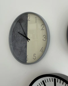 Reloj de Pared Nolita White & Grey - comprar online