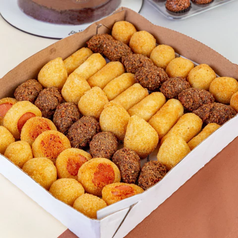 Cento de Salgadinhos