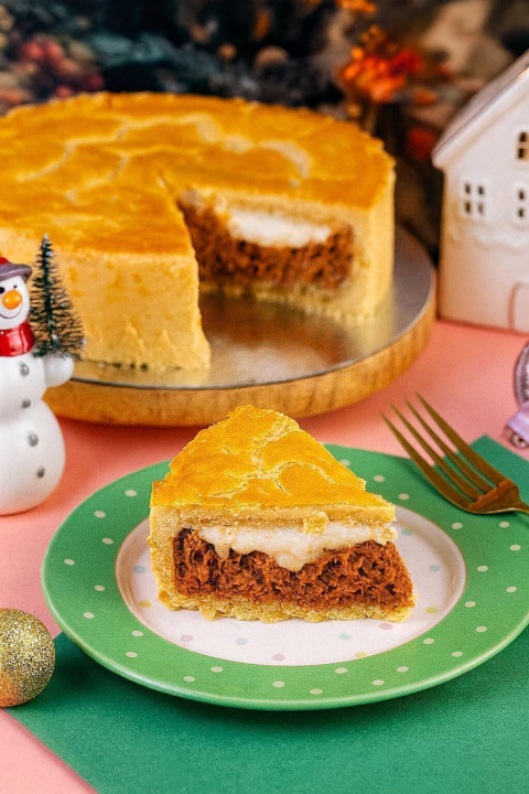 Empadão de Carne Seca com Requeijão 20cm