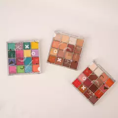 CITY GIRL PALETA DE SOMBRAS 16 TONOS