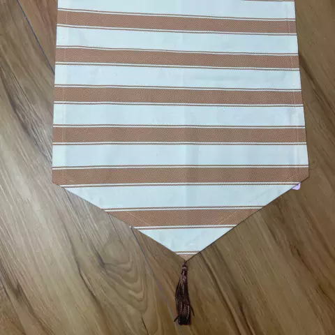 Trilho listrado Marrom