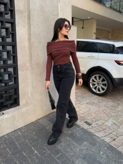 Blusa Ombro a Ombro Marrom - comprar online