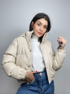 Jaqueta Puffer Branca na internet