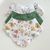 Trio Babadores Floral e Alegres Coelhinhos