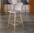 BANQUETA MYANMAR WOOD MESADA VISON 65CM en internet