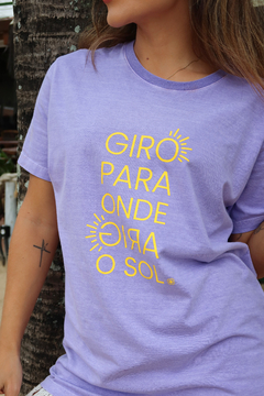 Camiseta Giro para onde gira o sol - comprar online