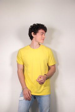 Camiseta Basic Paleta Amarelo ao Vermelho