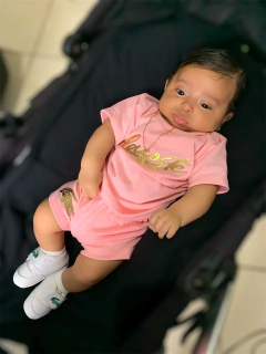 • Conjunto Lala Camiseta + Bermuda (Rosa)