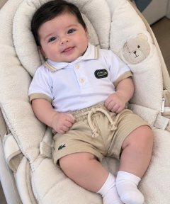 • Conjunto bebê Lala Polo + Shorts (Branco Bege)