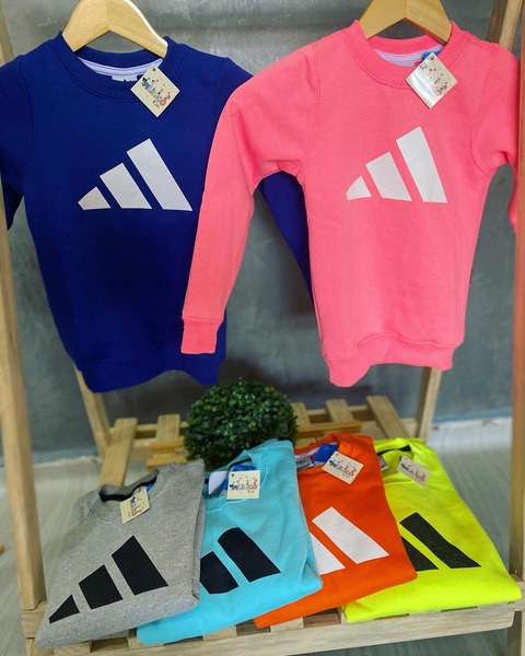 • Blusa Adidas moletom