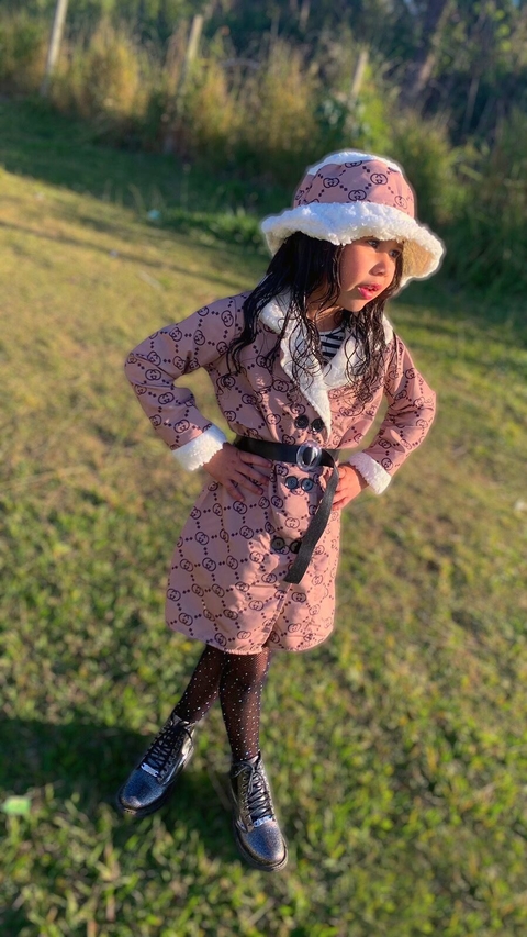 • Sobretudo Gucci peluciado