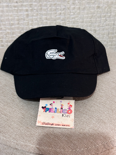 • Boné bebe Lacoste (jacaré branco) - Pililico Kids