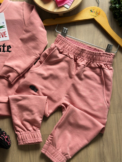 • Conjunto moletim Lala na internet