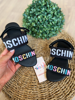 • Sandália Moschino infantil