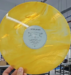 VHOOR – Resenha na internet