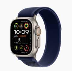 Apple Watch Ultra 2 Titanium Case with Trail Loop (2024)