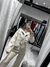 Campera beige con tachas en bolsillo - rimona