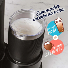 CAFETERA OSTER LATTE CON ESPUMADOR BVSTDC02B - Casa Zeila