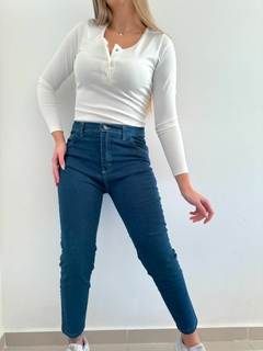 Pantalon 34 -Leblon- -Talles Especiales- -Jeans- -Recto- -Elastizado-