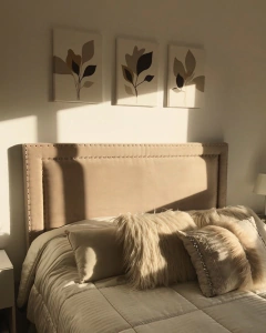 MODELO DOBLE HILERA DE TACHAS ESPACIADAS