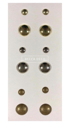 MODELO UNA HILERA DE TACHAS ESPACIADAS - tienda online